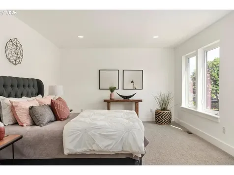 3791 NE Roselawn Street Portland OR 97211