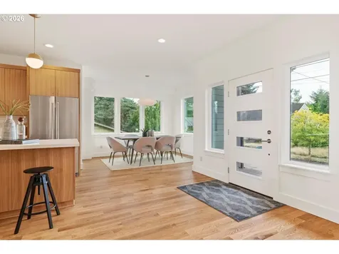3791 NE Roselawn Street Portland OR 97211