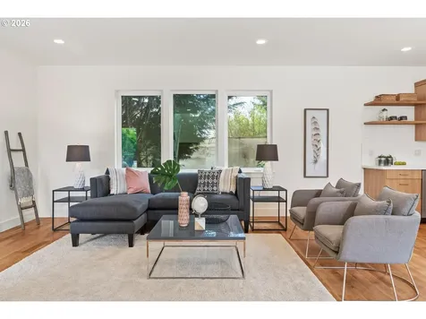 3791 NE Roselawn Street Portland OR 97211