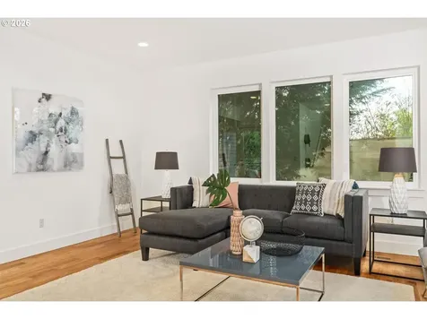 3791 NE Roselawn Street Portland OR 97211
