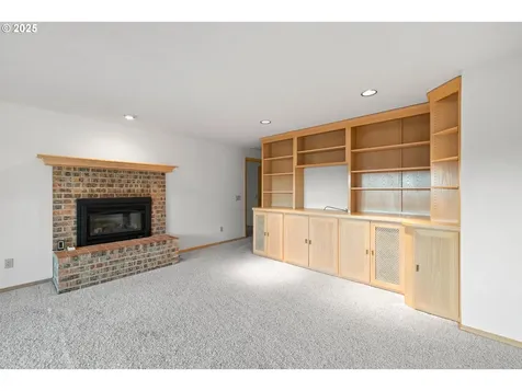 12690 SW Peachvale Street Portland OR 97224