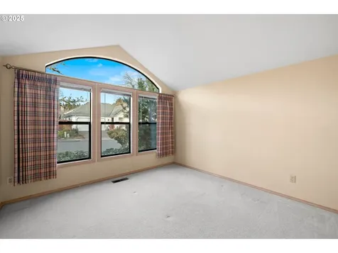 12690 SW Peachvale Street Portland OR 97224