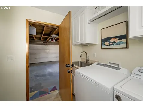 1125 N Manzanita Street Canby OR 97013
