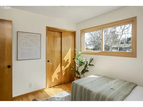 1125 N Manzanita Street Canby OR 97013