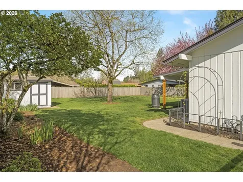 1125 N Manzanita Street Canby OR 97013