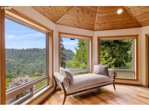 10585 Beutel Road Oregon City OR 97045