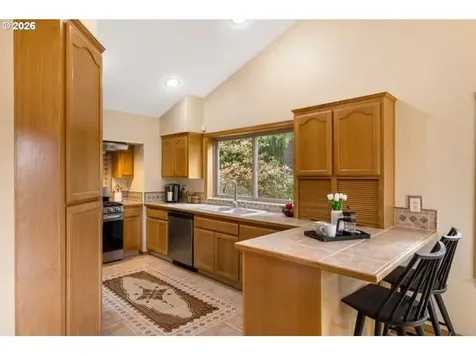 10585 Beutel Road Oregon City OR 97045