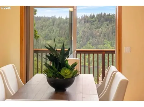 10585 Beutel Road Oregon City OR 97045