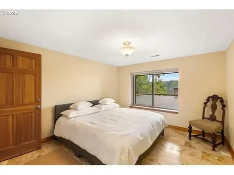 10585 Beutel Road Oregon City OR 97045