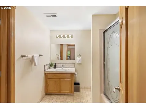 10585 Beutel Road Oregon City OR 97045