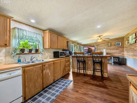 90971 Highway 101 Warrenton OR 97146
