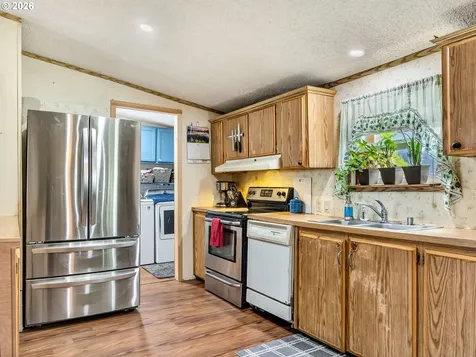 90971 Highway 101 Warrenton OR 97146