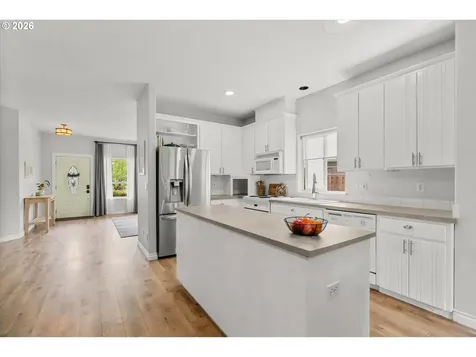 12172 Salmon Court Oregon City OR 97045