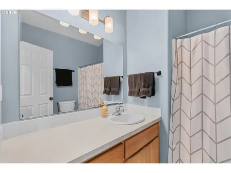 12172 Salmon Court Oregon City OR 97045