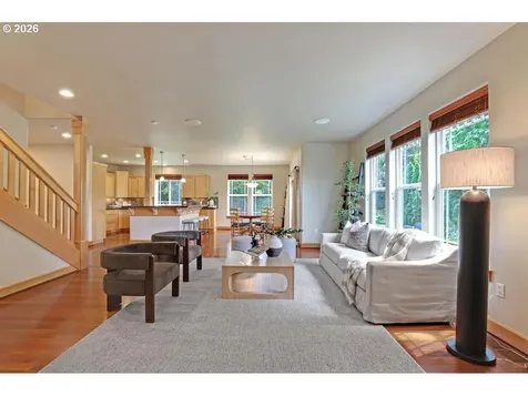 9020 SW 25th Avenue Portland OR 97219