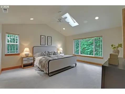 9020 SW 25th Avenue Portland OR 97219