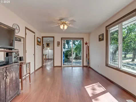19600 S South End Road Oregon City OR 97045