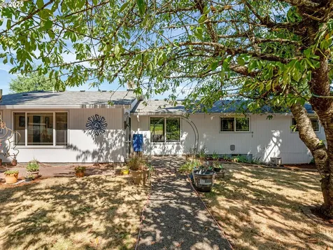 19600 S South End Road Oregon City OR 97045
