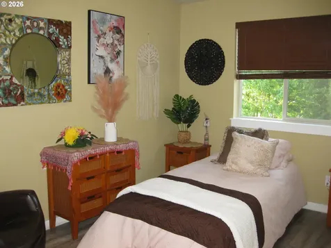 3708 NW 122nd Street Vancouver WA 98685