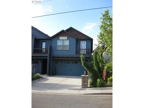 3708 NW 122nd Street Vancouver WA 98685