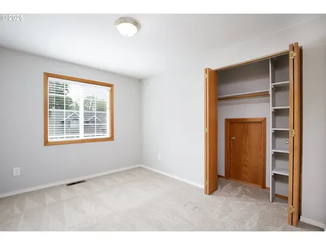 10605 SW Tualatin Drive Portland OR 97224