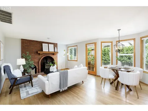 10605 SW Tualatin Drive Portland OR 97224