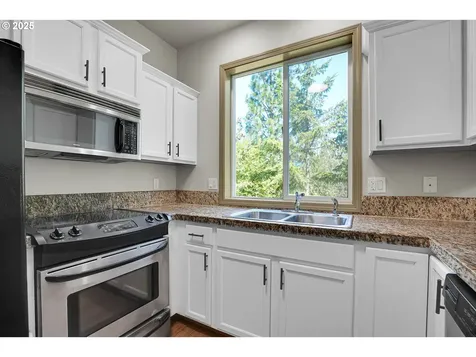 19128 SW Samedy Court Beaverton OR 97003
