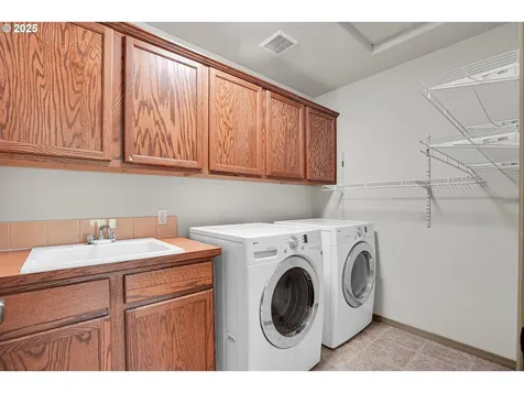 19128 SW Samedy Court Beaverton OR 97003