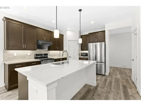 934 SW Draper Terrace Beaverton OR 97003