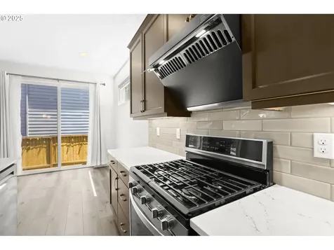 934 SW Draper Terrace Beaverton OR 97003