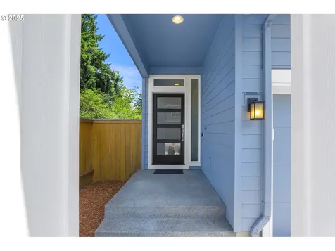 934 SW Draper Terrace Beaverton OR 97003
