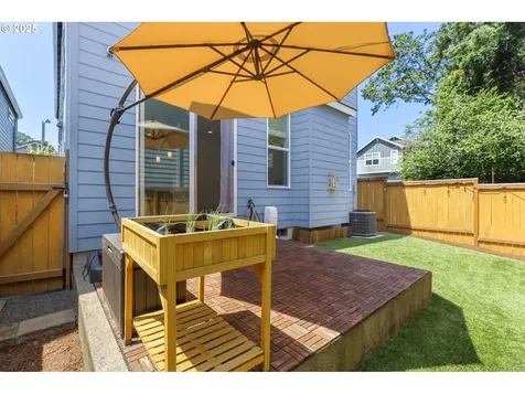 934 SW Draper Terrace Beaverton OR 97003