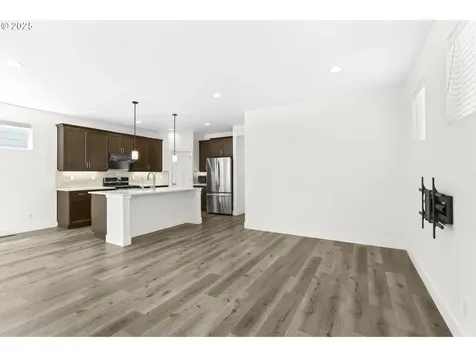 934 SW Draper Terrace Beaverton OR 97003