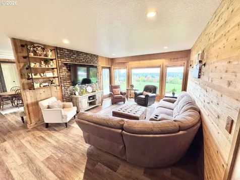 25375 S Eldorado Road Mulino OR 97042