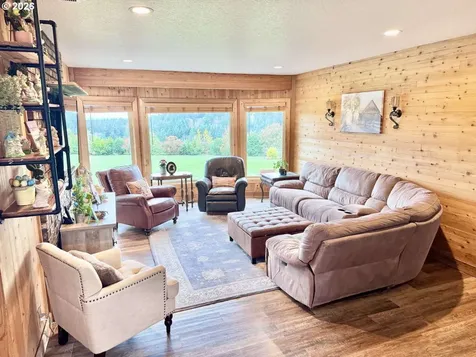 25375 S Eldorado Road Mulino OR 97042