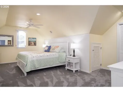 5820 SW Arbor Drive South Beach OR 97366