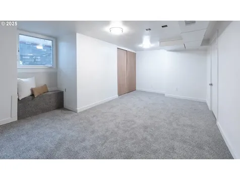 1920 N Farragut Street Portland OR 97217