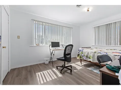 4423 Avenue E White City OR 97503
