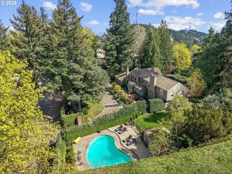 4192 SW Greenleaf Drive Portland OR 97221