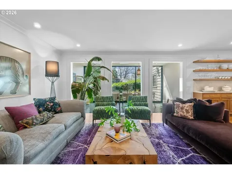 4192 SW Greenleaf Drive Portland OR 97221