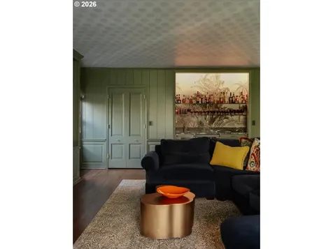 4192 SW Greenleaf Drive Portland OR 97221