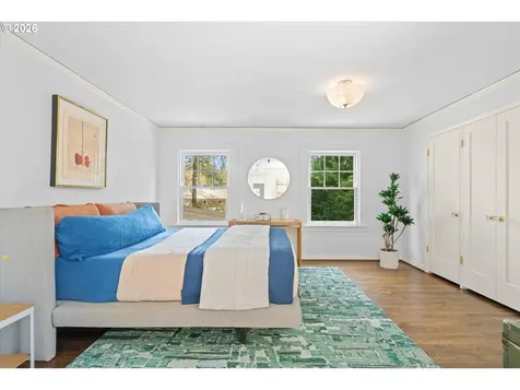 4192 SW Greenleaf Drive Portland OR 97221