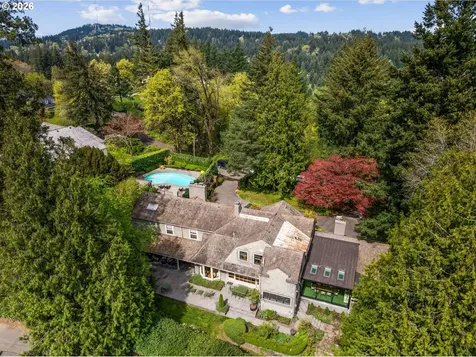 4192 SW Greenleaf Drive Portland OR 97221