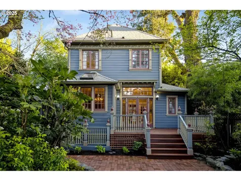 1123 NE Tillamook Street Portland OR 97212