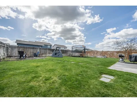 1468 NE Sandstone Avenue Hermiston OR 97838