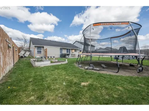 1468 NE Sandstone Avenue Hermiston OR 97838