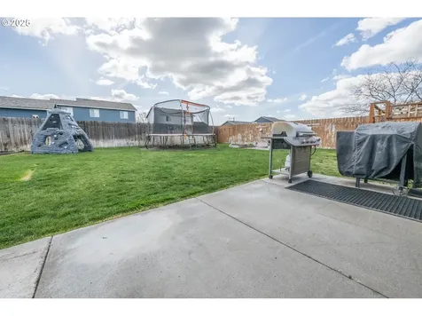 1468 NE Sandstone Avenue Hermiston OR 97838
