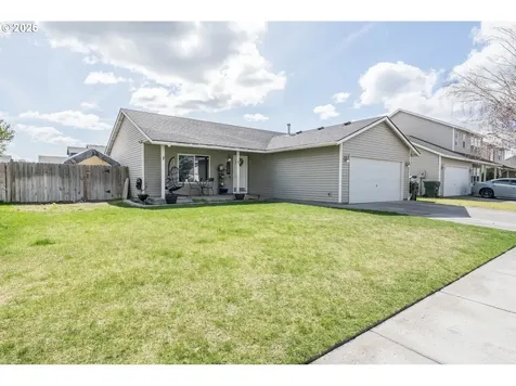 1468 NE Sandstone Avenue Hermiston OR 97838