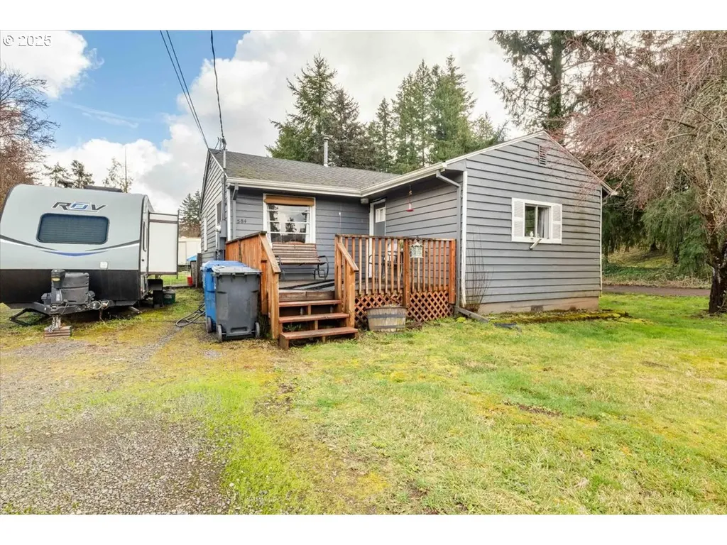 584 SE 5th Avenue Mill City OR 97360