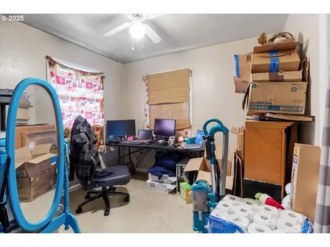 584 SE 5th Avenue Mill City OR 97360